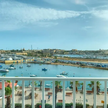 Διαμέρισμα Seafront Bright & Spacious 2 Bedrooms Gogzr-1 Gzira