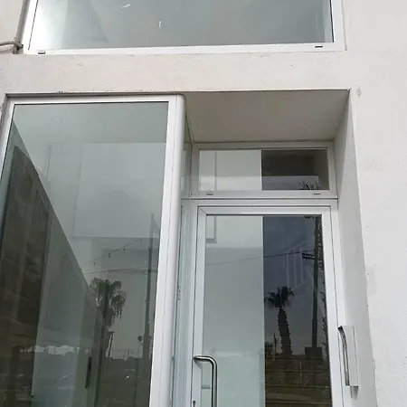 Seafront Bright & Spacious 2 Bedrooms Gogzr-1 Διαμέρισμα