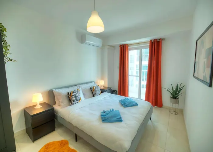 Seafront Bright&spacious 2 Bedrooms Gogzr-1 Apartamento Gzira