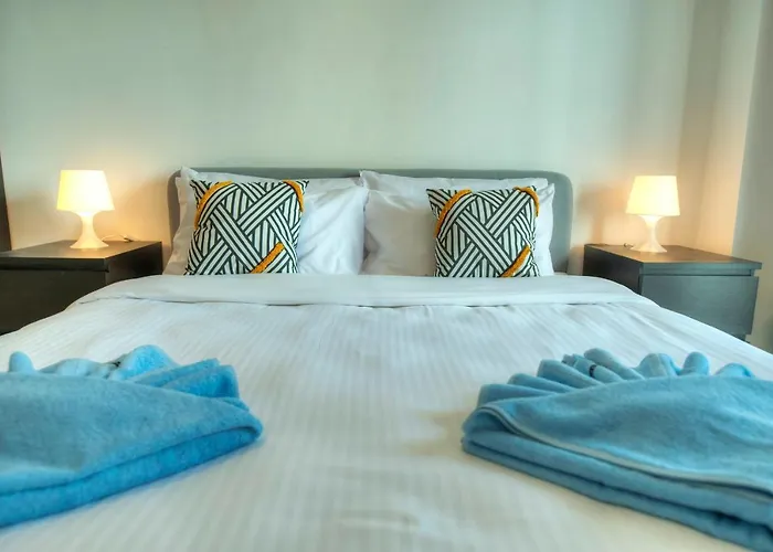 Apartamento Seafront Bright&spacious 2 Bedrooms Gogzr-1